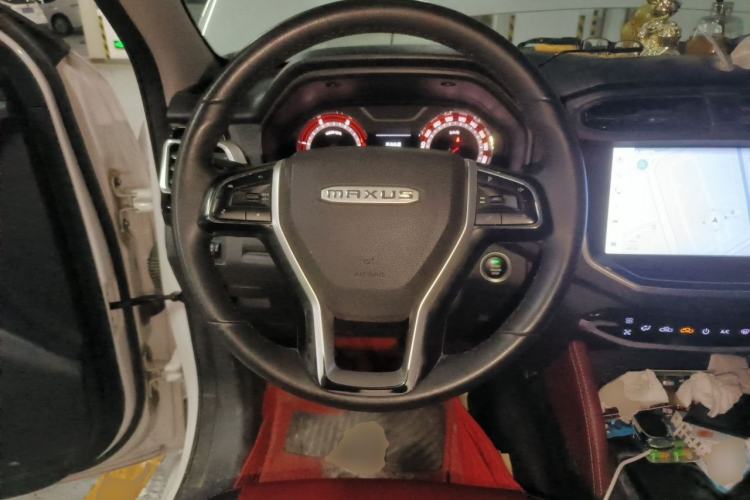 Used SAIC MAXUS T70 2022 2.0T Manual Diesel Two-Wheel Drive 5th Anniversary Edition Elite Version Long-Box Steering Wheel