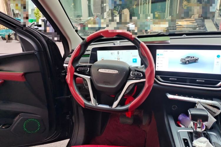 Used SAIC MAXUS T90 2021 2.0T Single-Turbo Automatic All-Wheel Drive High-Ride Elite Version with Extended Cargo Bed Steering Wheel