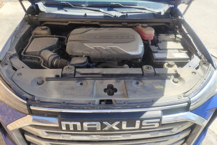 Used SAIC MAXUS T90 2021 2.0T Single-Turbo Automatic All-Wheel Drive High-Ride Elite Version with Extended Cargo Bed Engine Bay