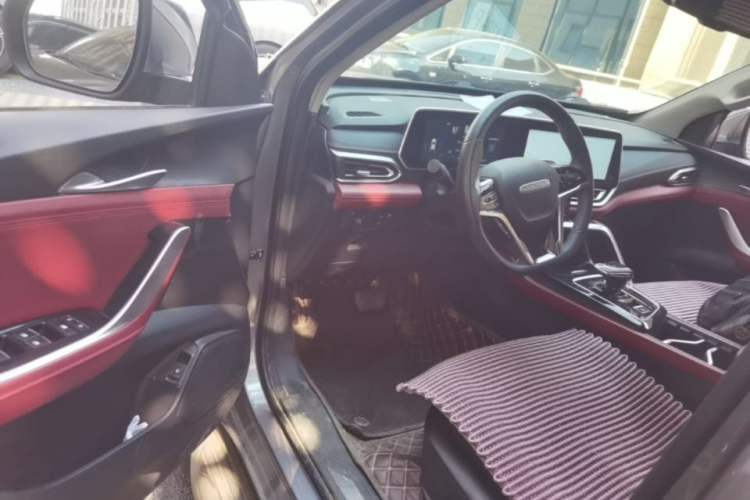 Used SAIC MAXUS T90 2021 2.0T Twin-Turbo Automatic Two-Wheel Drive High-Ride Luxury Standard Cab Driver Seat