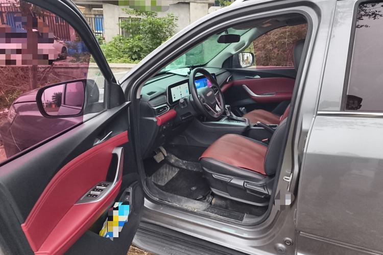 Used SAIC MAXUS T90 2021 2.0T Single-Turbo Automatic All-Wheel Drive High-Ride Elite Version with Extended Cargo Bed Driver Seat