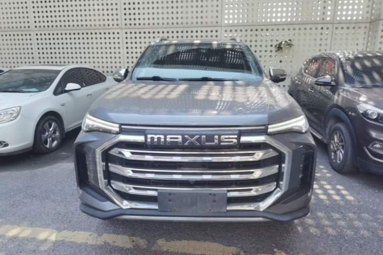 Used SAIC MAXUS T90 2021 2.0T Twin-Turbo Automatic Two-Wheel Drive High-Ride Luxury Standard Cab Front