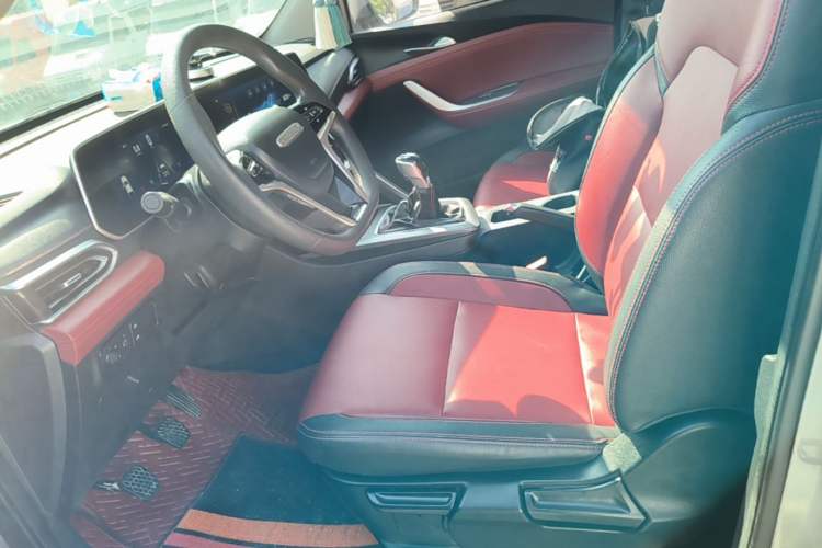 Used SAIC MAXUS T90 2021 2.0T Single-Turbo Manual Transmission Two-Wheel Drive High Ground Clearance Comfort Edition Standard Box Left Front Seat