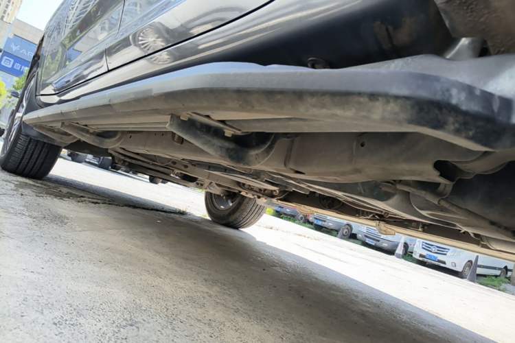 Used SAIC MAXUS T90 2021 2.0T Single-Turbo Manual Transmission Two-Wheel Drive High Ground Clearance Comfort Edition Standard Box Left Side Sill