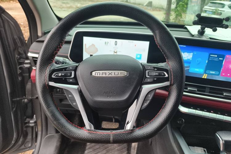 Used SAIC MAXUS T90 2021 2.0T Single-Turbo Automatic All-Wheel Drive High-Ride Elite Version with Extended Cargo Bed Steering Wheel