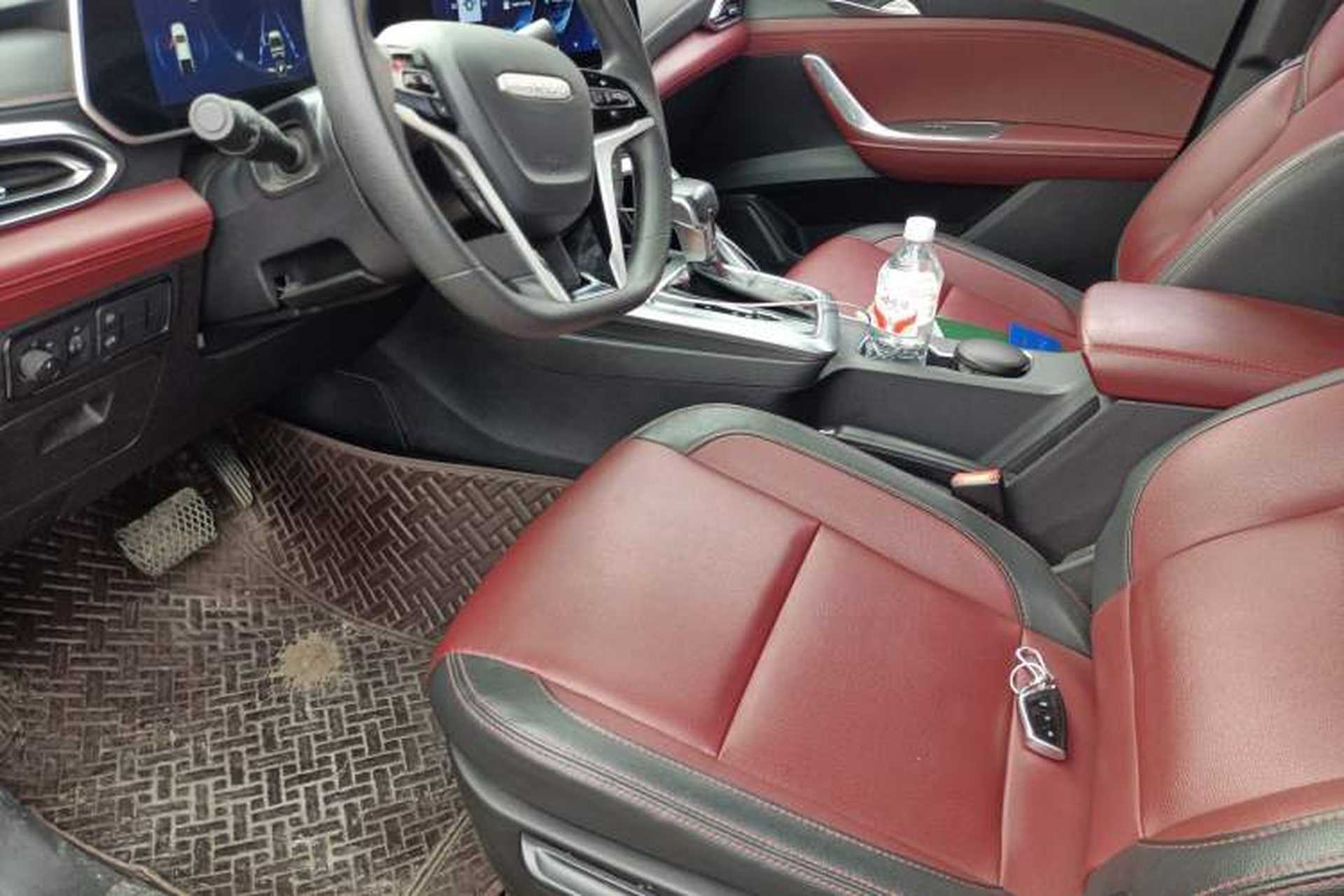 Used SAIC MAXUS T90 2021 2.0T Single-Turbo Automatic All-Wheel Drive High Ground Clearance Comfort-Style Extended Cabin Left Front Seat