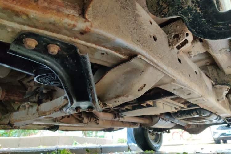 Used SAIC MAXUS T90  Chassis Front Left