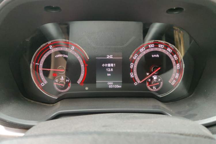Used SAIC MAXUS T90  Instrument Cluster