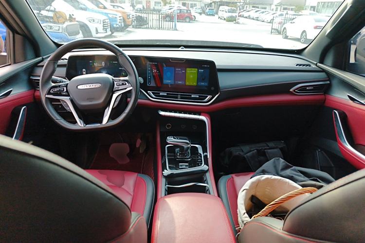 Used SAIC MAXUS T90 2022 2.0T Diesel Automatic 4x4 SAIC Bull—Demon Standard Cab Center Console