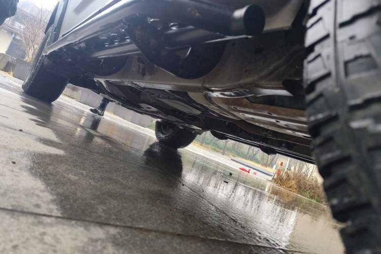 Used SAIC MAXUS T90 2022 2.0T Diesel Automatic 4x4 SAIC Bull—Demon Standard Cab Chassis Rear Left
