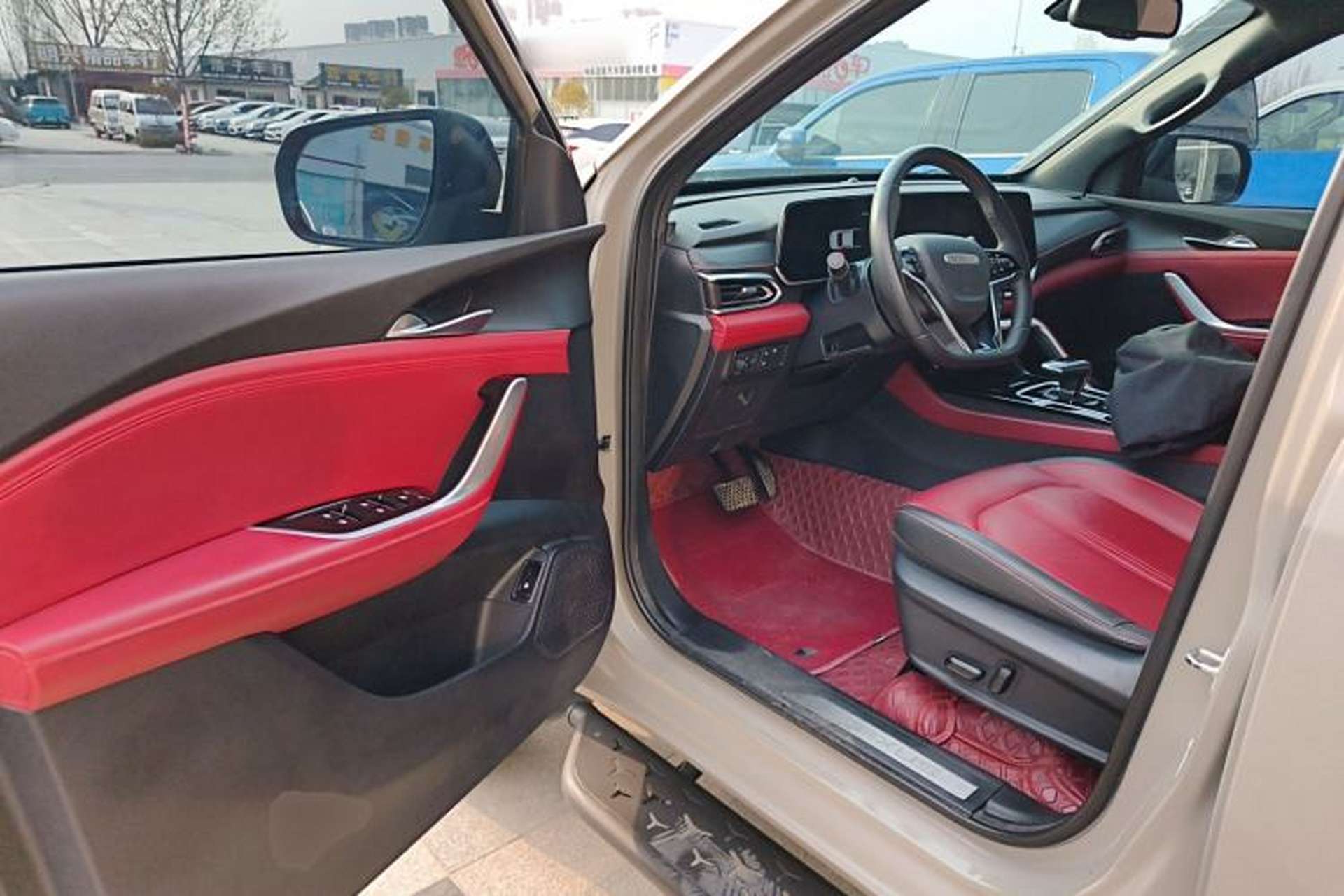 Used SAIC MAXUS T90 2022 2.0T Diesel Automatic 4x4 SAIC Bull—Demon Standard Cab Driver Seat