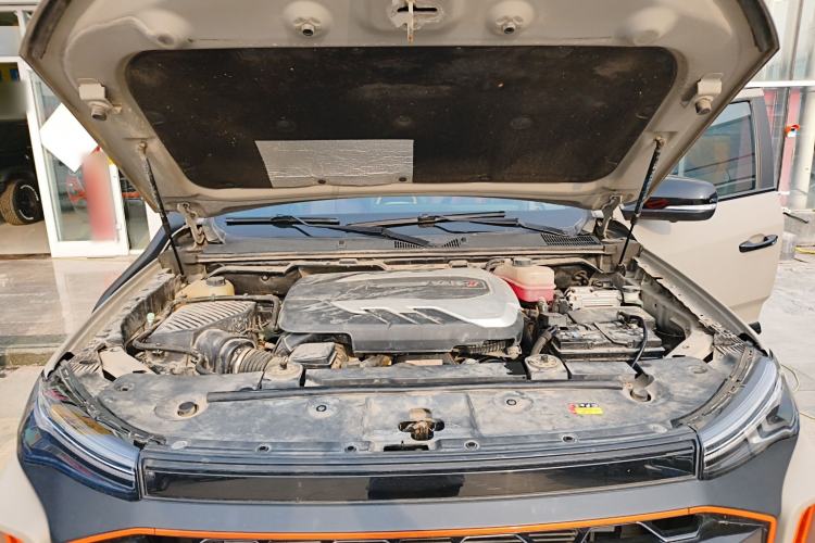 Used SAIC MAXUS T90 2022 2.0T Diesel Automatic 4x4 SAIC Bull—Demon Standard Cab Engine Bay