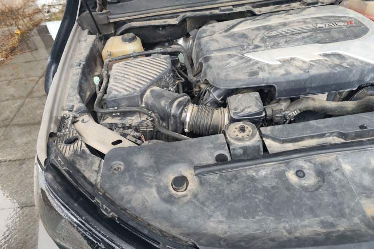Used SAIC MAXUS T90 2022 2.0T Diesel Automatic 4x4 SAIC Bull—Demon Standard Cab Engine Bay Right