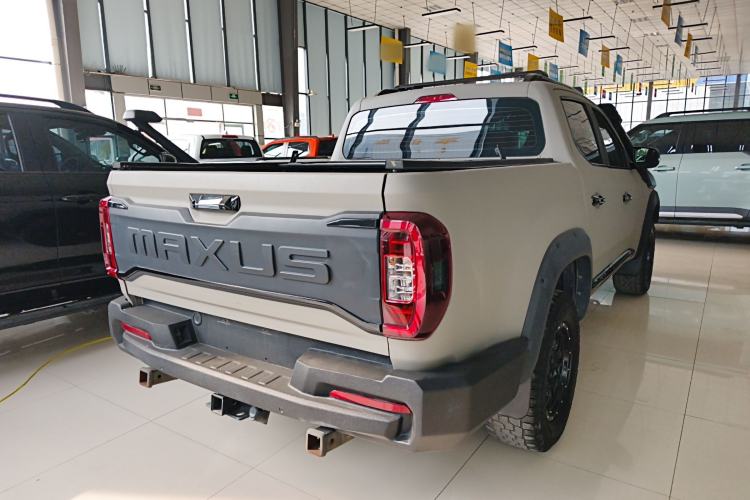 Used SAIC MAXUS T90 2022 2.0T Diesel Automatic 4x4 SAIC Bull—Demon Standard Cab Rear Right 45 Deg