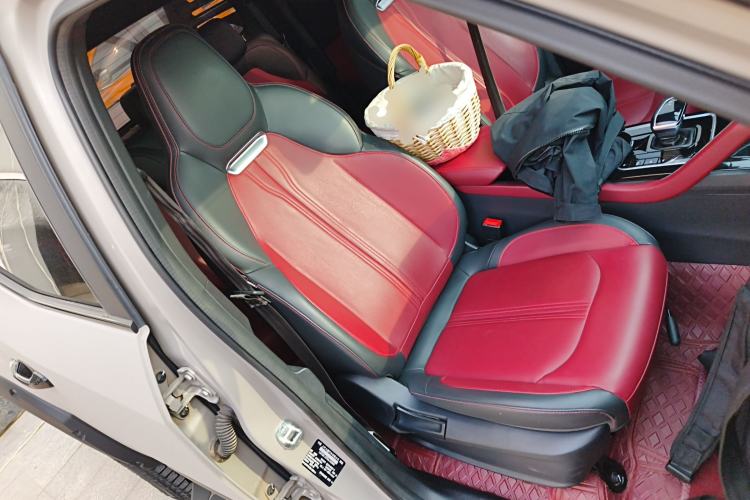 Used SAIC MAXUS T90 2022 2.0T Diesel Automatic 4x4 SAIC Bull—Demon Standard Cab Right Front Seat