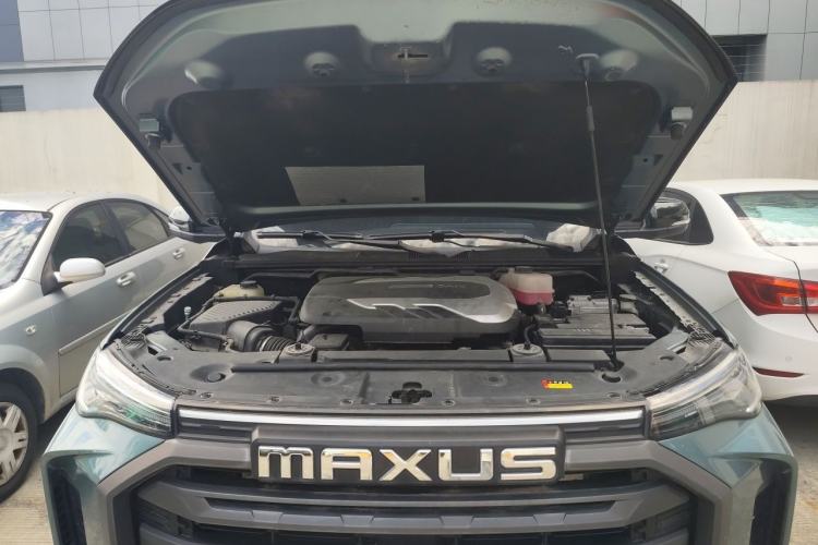 Used SAIC MAXUS T90 RV 2022 2.0T Explorer T90 All-Terrain Green Engine Bay