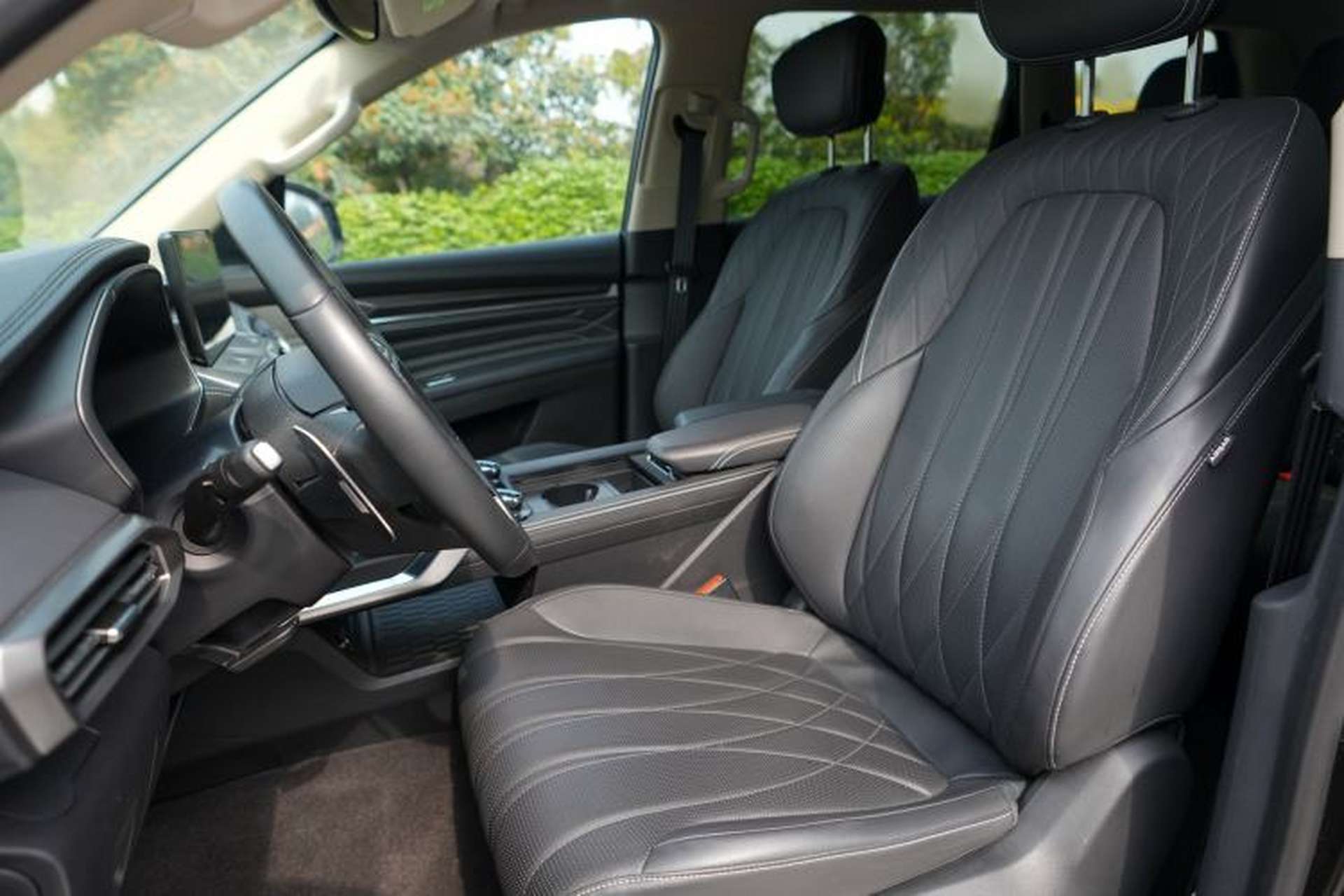 Used SAIC MAXUS Territory 2023 2.0T Cross-Country Luxury Edition 7 Seats Left Front Seat