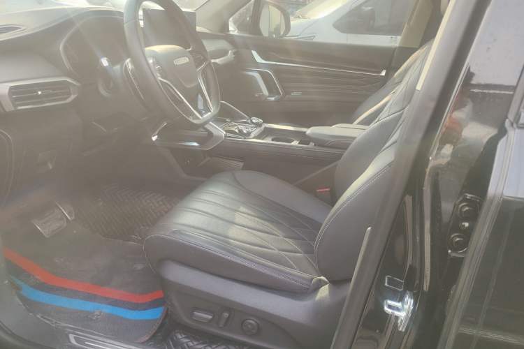 Used SAIC MAXUS Territory 2023 2.0T Cross-Country Luxury Edition 6 Seats Left Front Seat