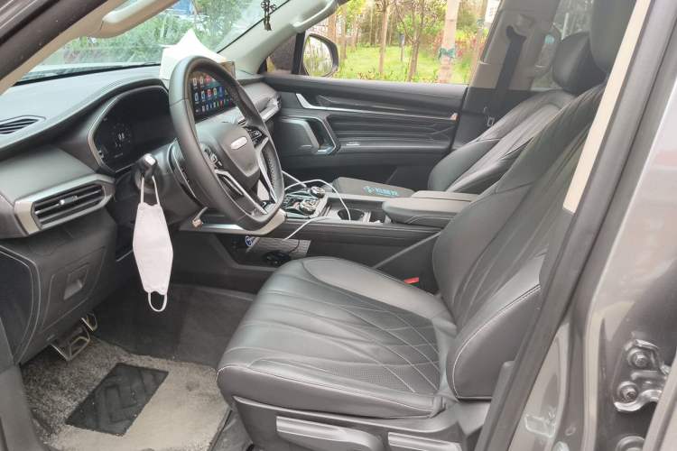 Used SAIC MAXUS Territory 2023 2.0T Gasoline Elite Edition 7-Seater Left Front Seat
