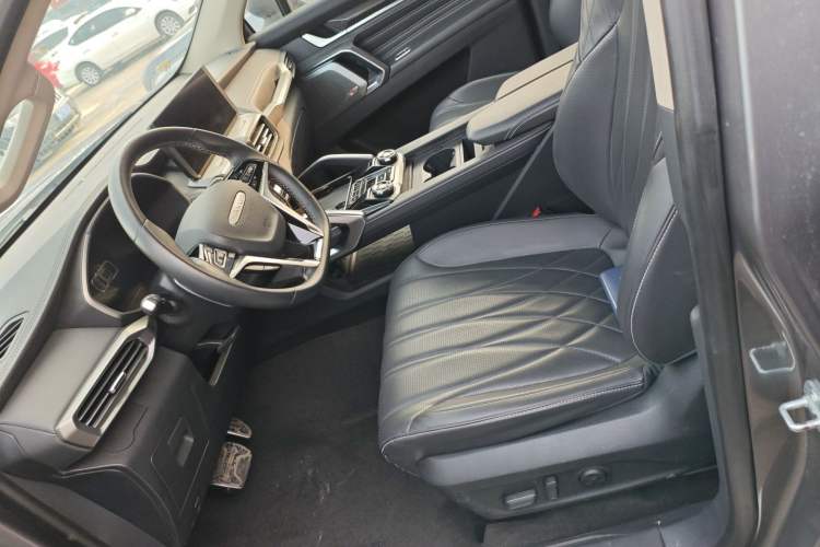 Used SAIC MAXUS Territory 2023 2.0T Cross-Country Luxury Edition 7 Seats Left Front Seat