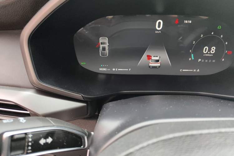 Used SAIC MAXUS Territory 2023 2.0T Gasoline Elite Edition 7-Seater Odometer Close Up