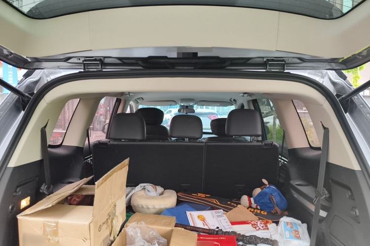 Used SAIC MAXUS Territory 2023 2.0T Gasoline Elite Edition 7-Seater Trunk