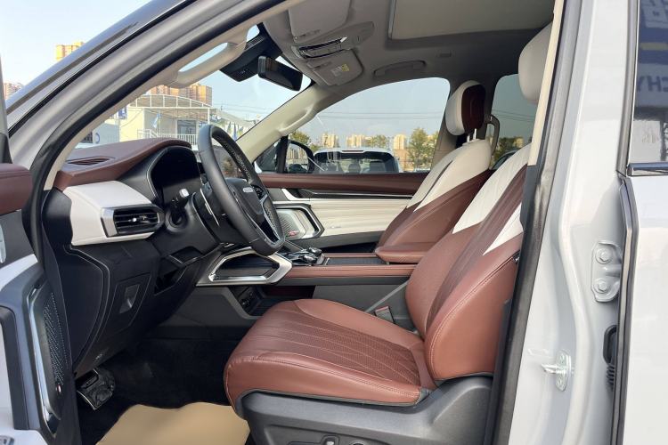 Used SAIC MAXUS Territory 2023 2.0T All-Out Flagship Version 6 Seats Interior 6