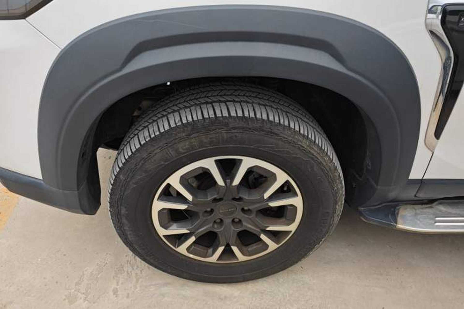 Used SAIC MAXUS Territory 2023 2.0T Cross-Country Flagship Edition 7 Seats Exterior 4