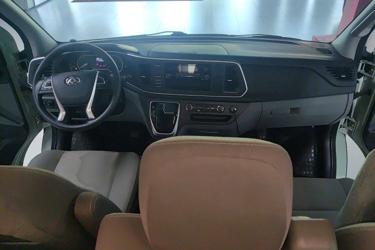 Used SAIC MAXUS V80 RV 2022 2.0T Traveler RVLIFE Camping Edition Center Console