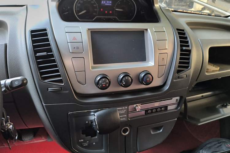 Used SAIC MAXUS V80 RV  Audio And AC Panel