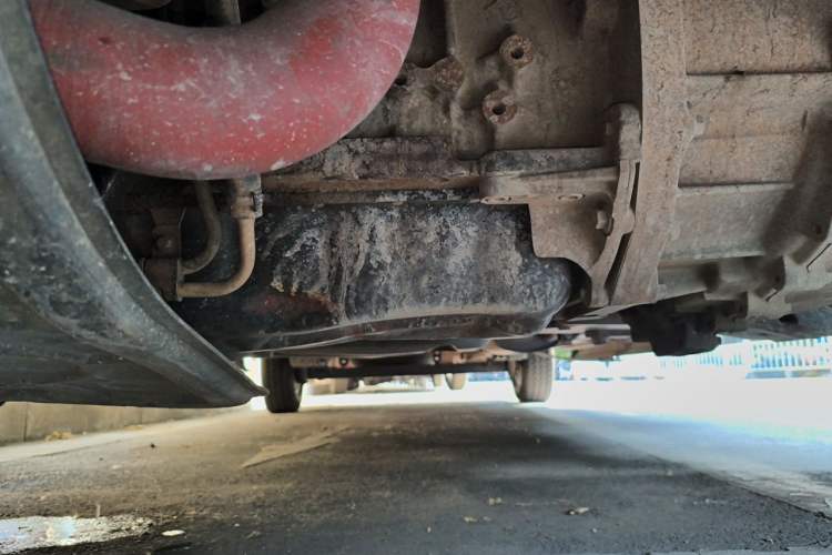 Used SAIC MAXUS V80 RV  Chassis Front