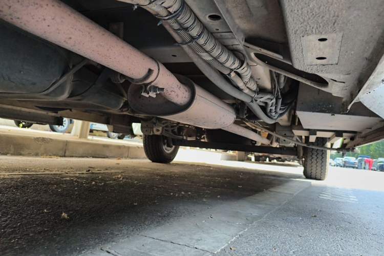 Used SAIC MAXUS V80 RV  Chassis Front Left