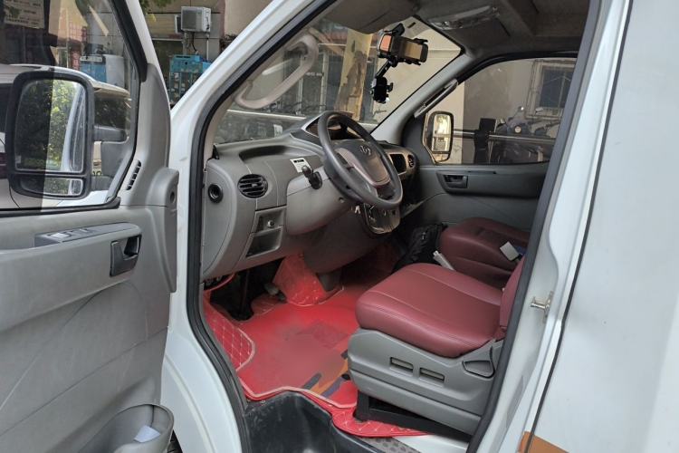 Used SAIC MAXUS V80 RV  Driver Seat