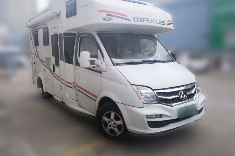 Used SAIC MAXUS V80 RV  Front Right 45 Deg