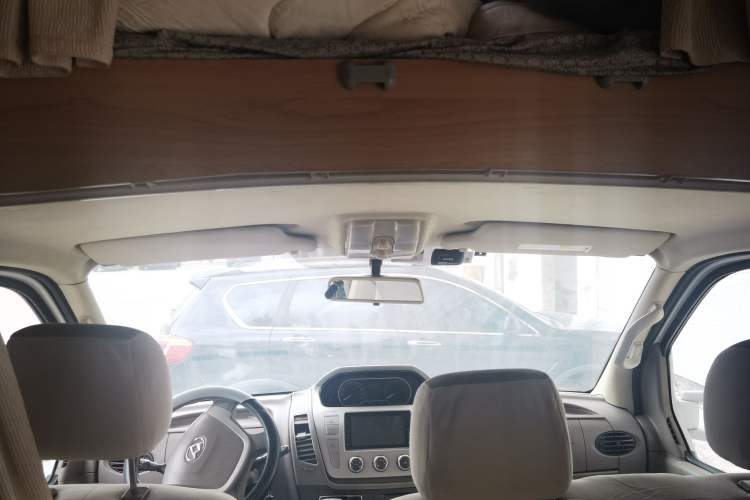 Used SAIC MAXUS V80 RV  Headliner