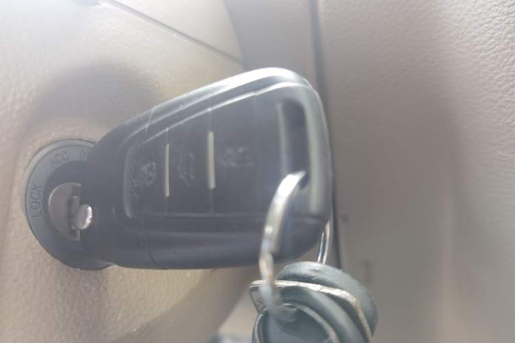 Used SAIC MAXUS V80 RV  Vehicle Key