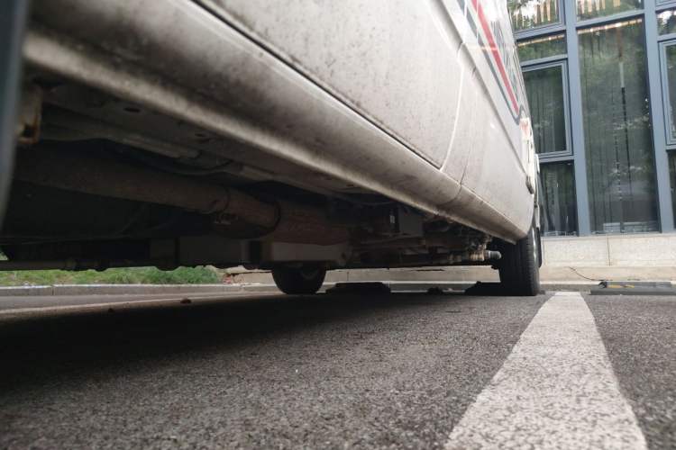 Used SAIC MAXUS V80 RV  Chassis Front Left