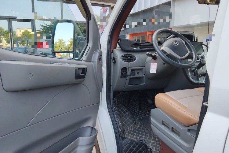 Used SAIC MAXUS V80 RV  Driver Seat