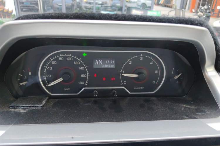 Used SAIC MAXUS V80 RV  Instrument Cluster