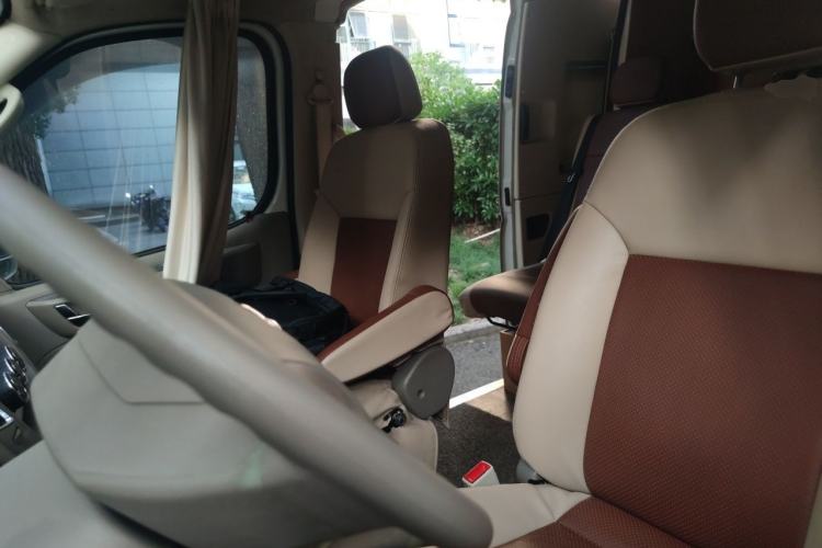 Used SAIC MAXUS V80 RV  Left Front Seat
