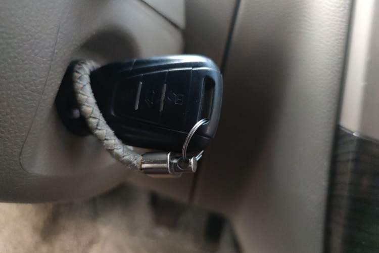 Used SAIC MAXUS V80 RV  Vehicle Key