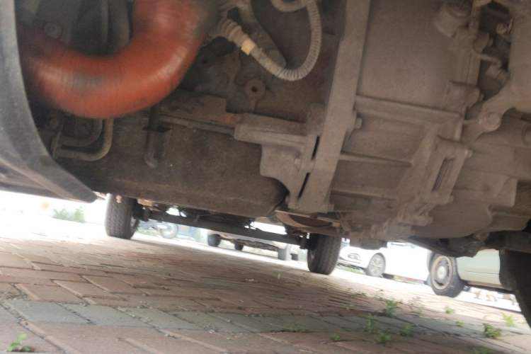 Used SAIC MAXUS V80 RV  Chassis Front