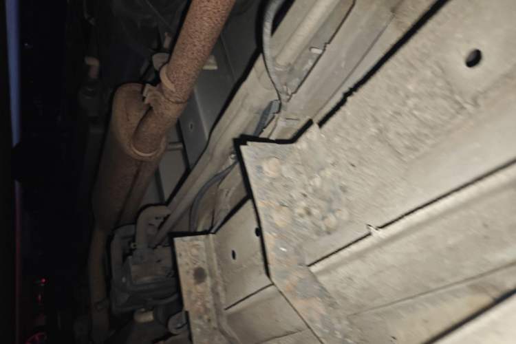 Used SAIC MAXUS V80 RV  Chassis Front Left