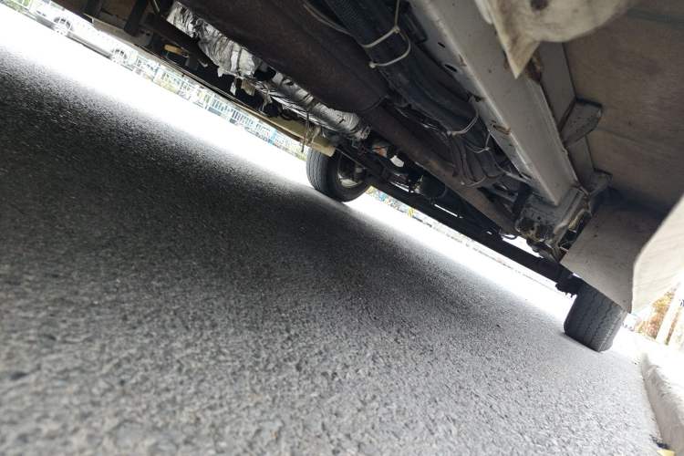 Used SAIC MAXUS V80 RV  Chassis Front Left