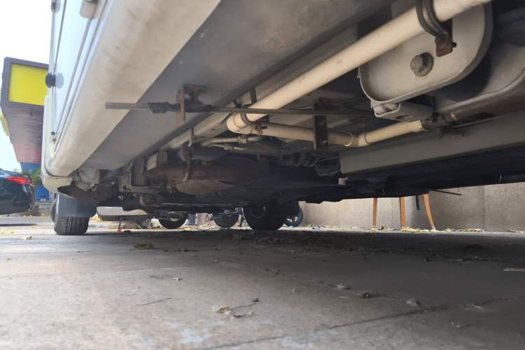Used SAIC MAXUS V80 RV  Chassis Rear Left