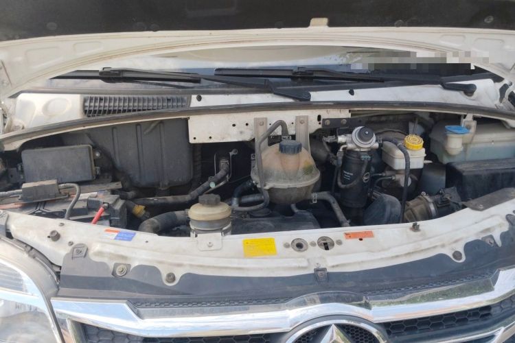 Used SAIC MAXUS V80 RV  Engine Bay