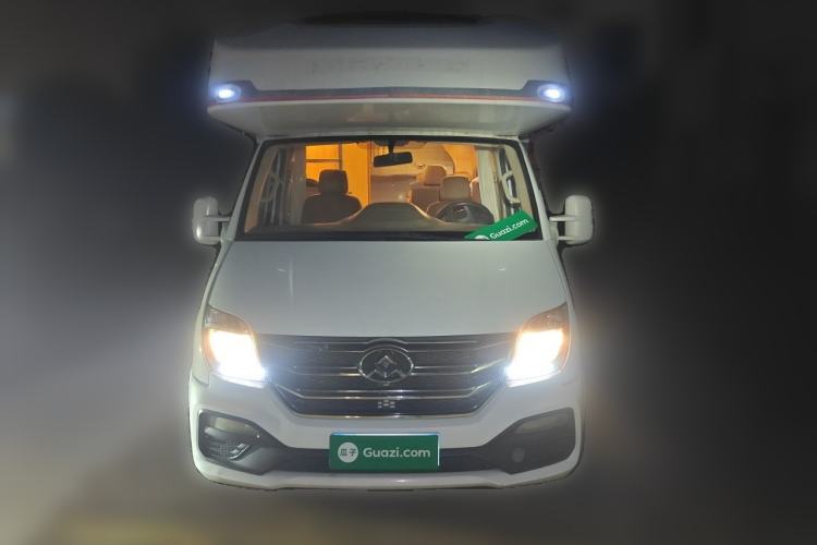Used SAIC MAXUS V80 RV  Front