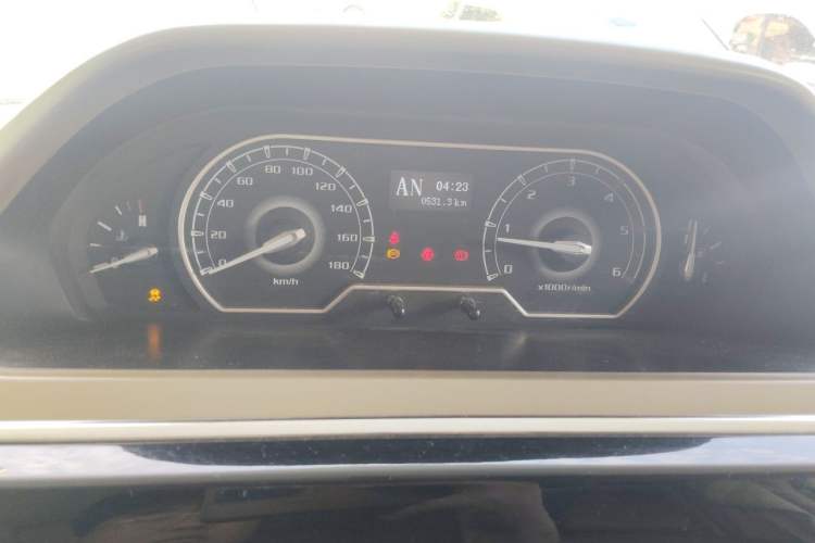 Used SAIC MAXUS V80 RV  Instrument Cluster