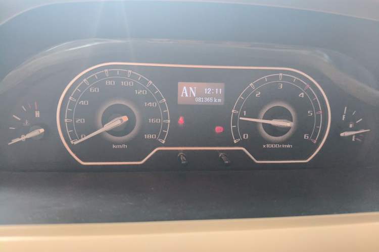Used SAIC MAXUS V80 RV  Instrument Cluster