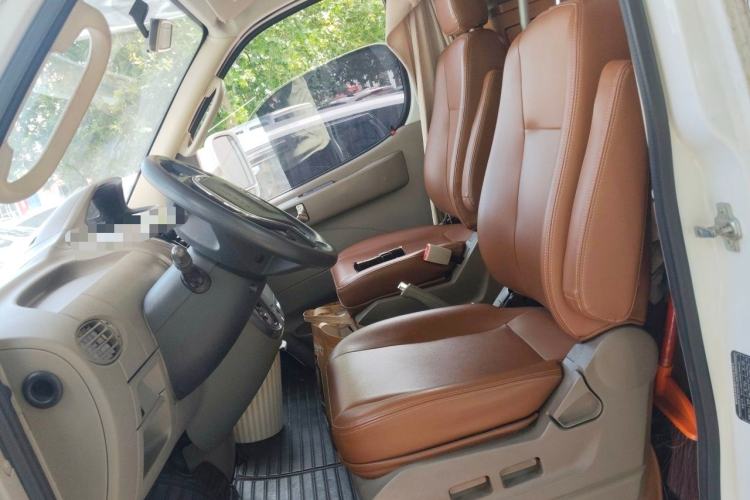 Used SAIC MAXUS V80 RV  Left Front Seat